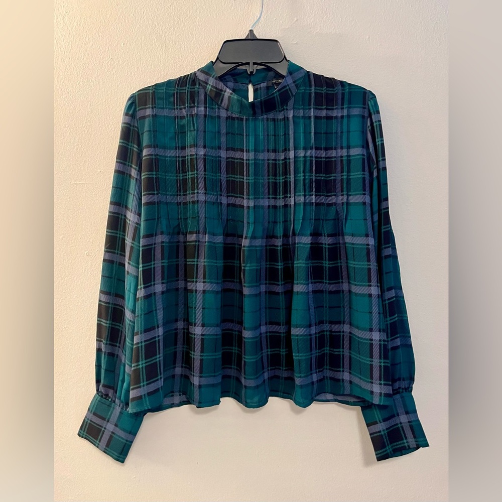 Ann Taylor Green Tartan Plaid Long Sleeve Blouse with Mandarin Collar